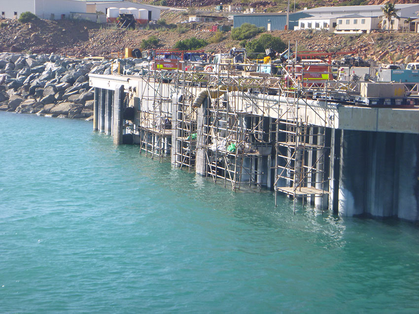 QUBE-Barge-Wharf-Sheet-Pile-Coating-Repairs-2