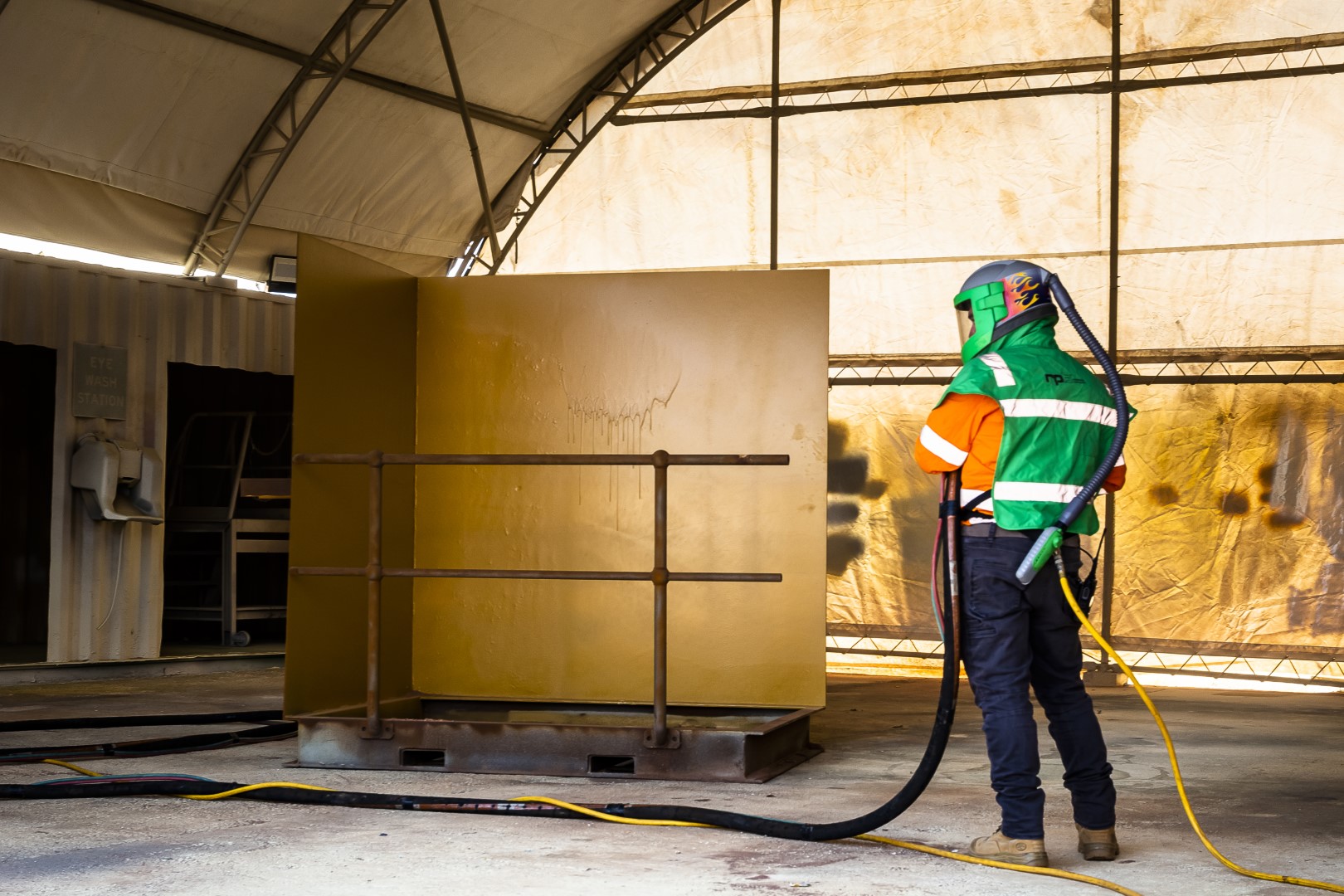 Kalgoorlie Yard-Wet Blast Training-10 (Large)