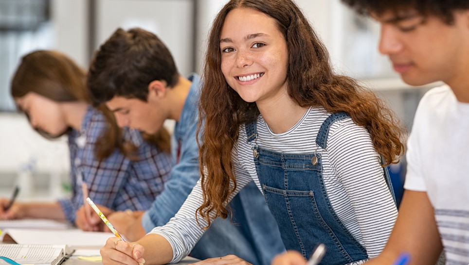 2023/06/residentail-college-staff.jpg