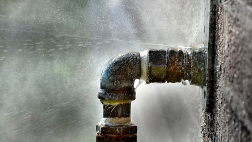 residential burst pipe repair urgent
