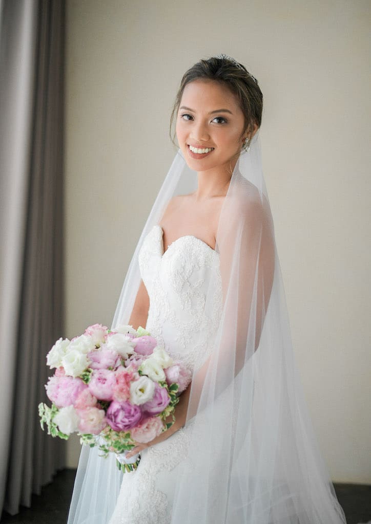 Billie Puyat in her Maureen Disini gown