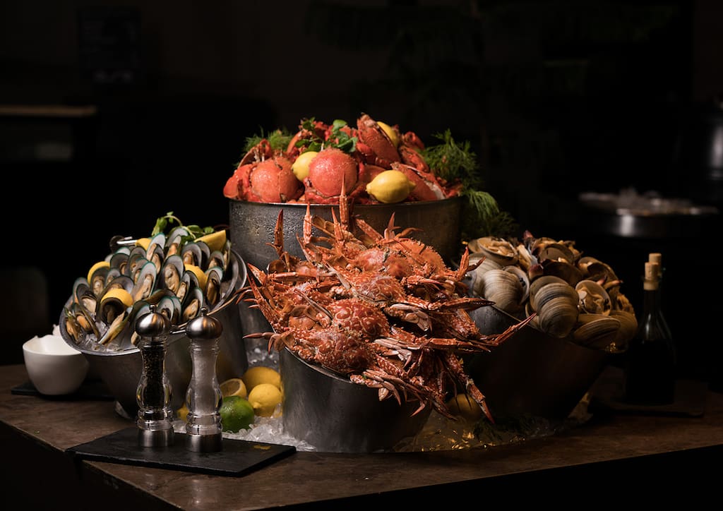 Cucina 's Seafood Station