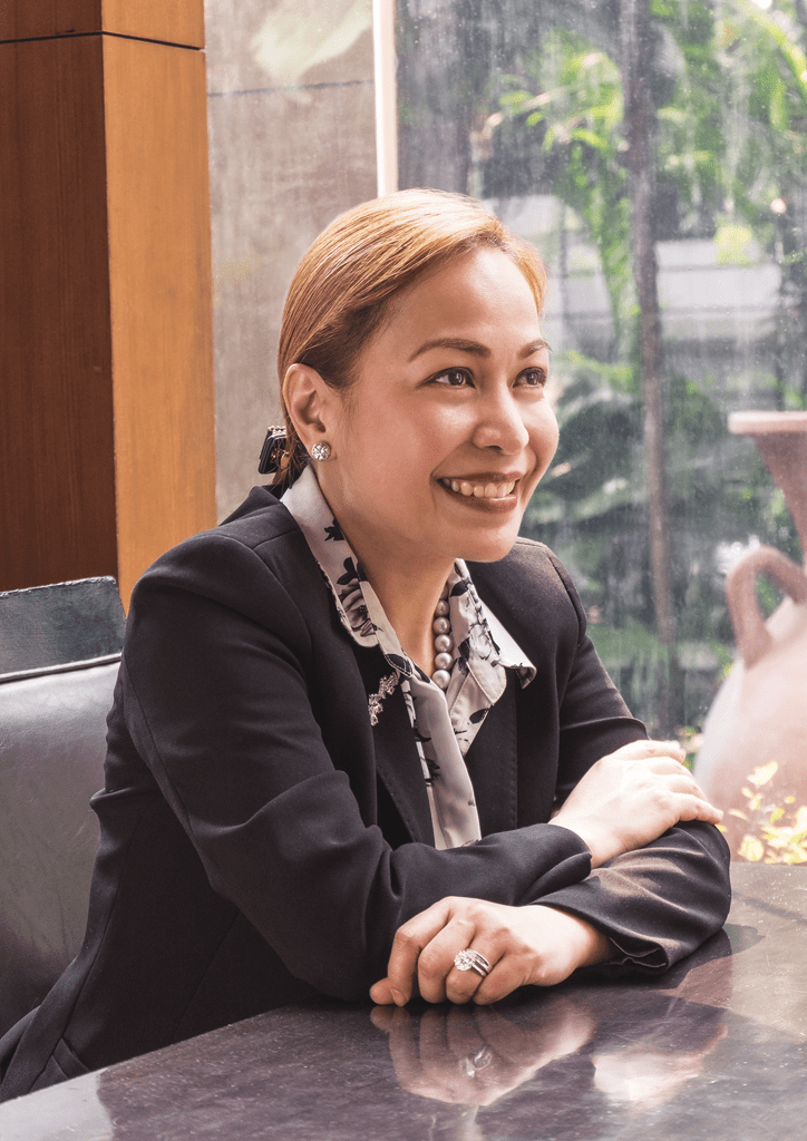 Chaye Cabal-Revilla (Photograph by Floyd Jhocson for Studio 100)