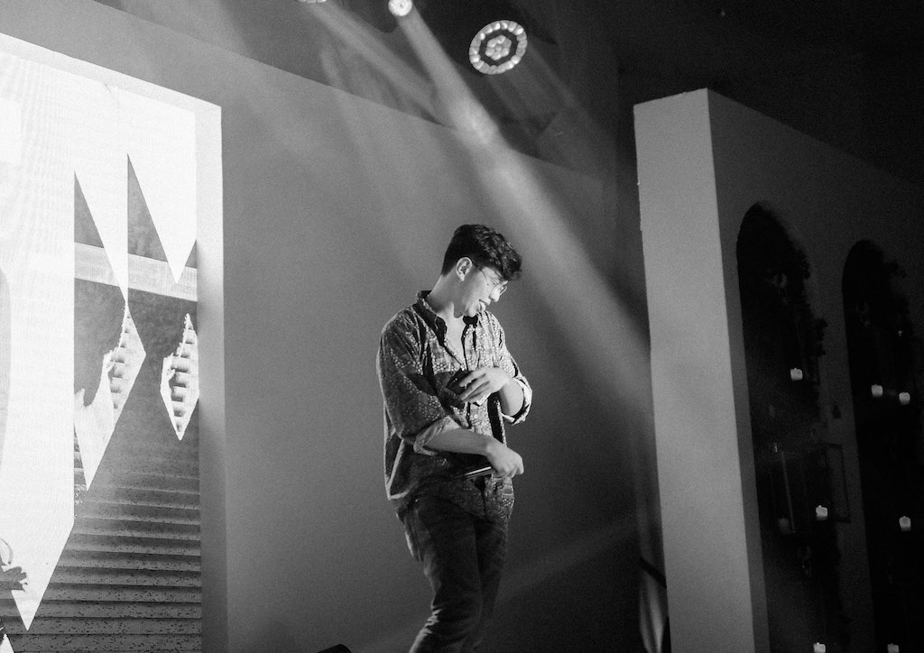 Curtismith performed his distinct rap music during the party (Photography by Jaja Samaniego)