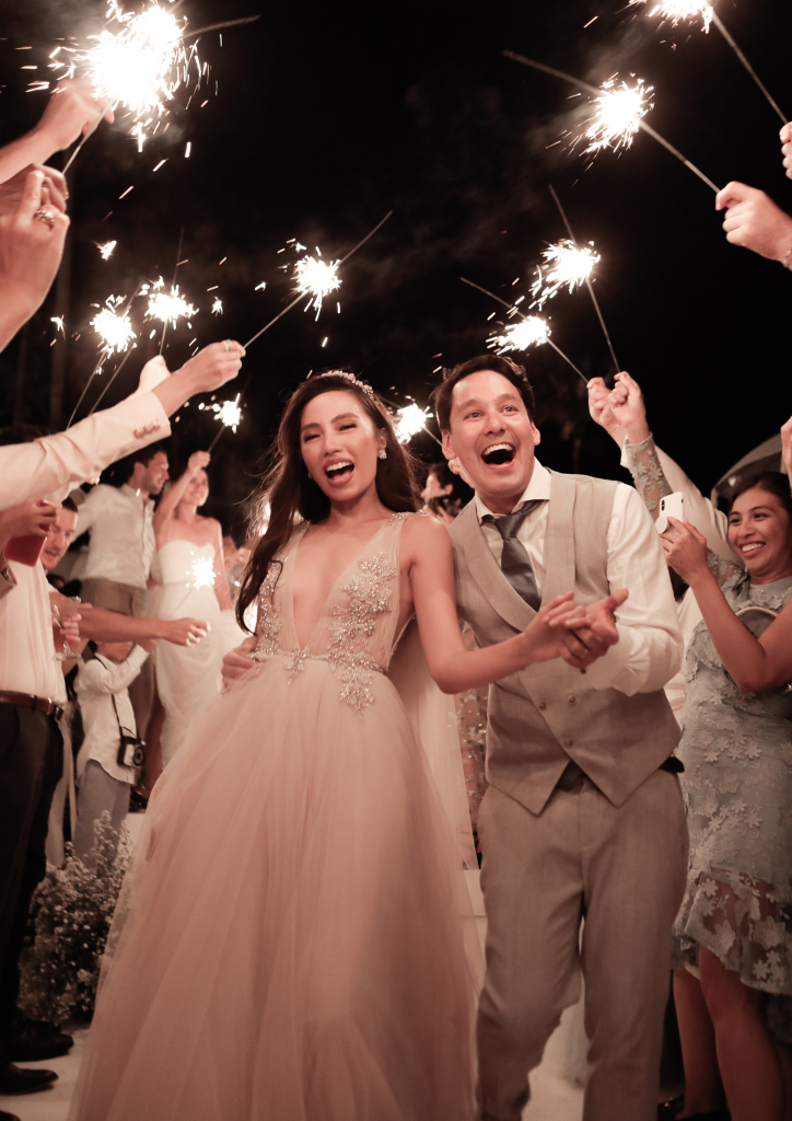 The newly weds at their reception (Photograph by Mango Red)