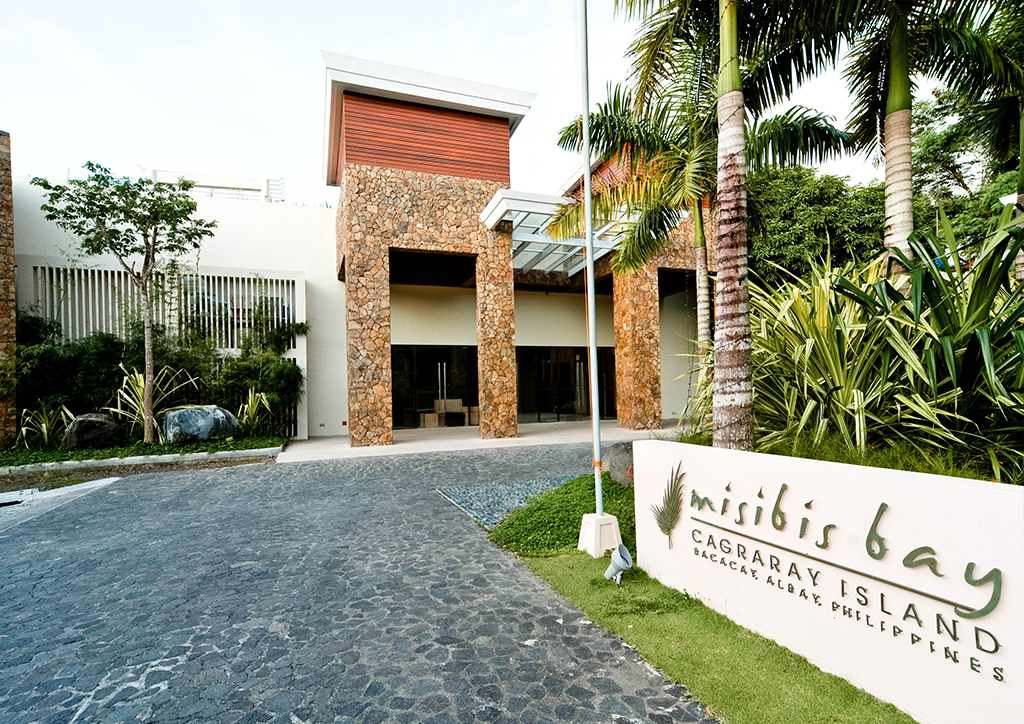 The entrance to Misibis Bay