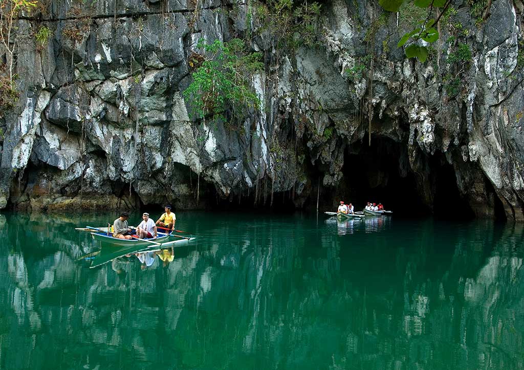 puerto princesa island resort rock formations