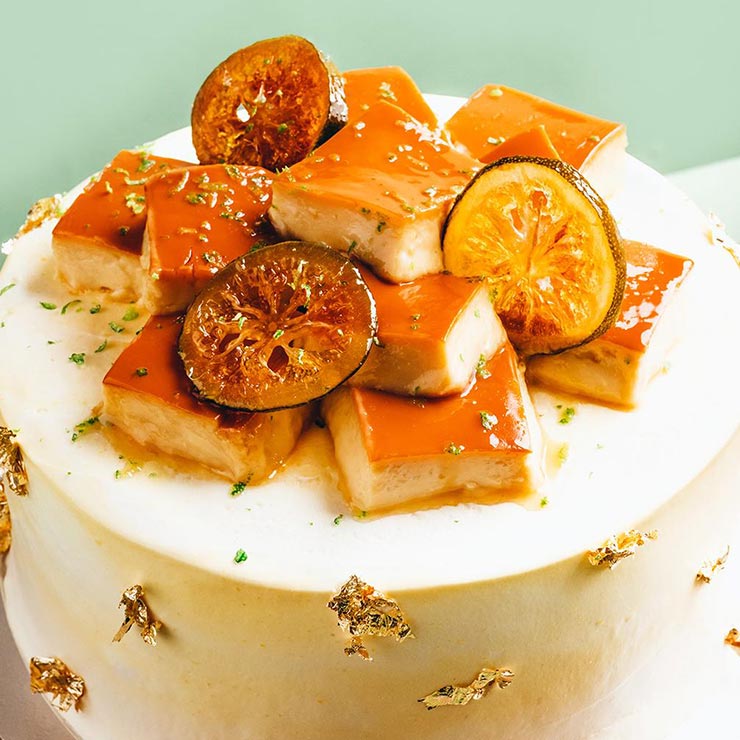 Decadent Desserts: Pies and Cakes for The Holiday Season