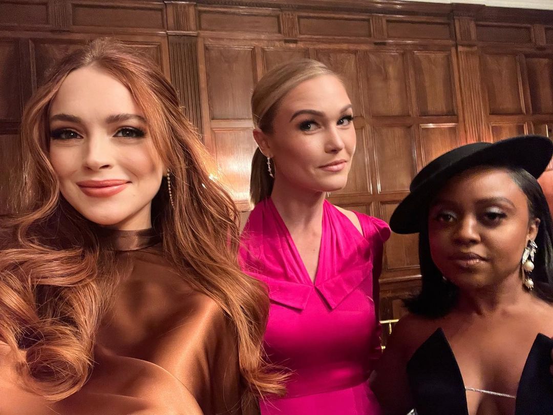 Lindsay Lohan with Julia Stiles and Quinta Brunson