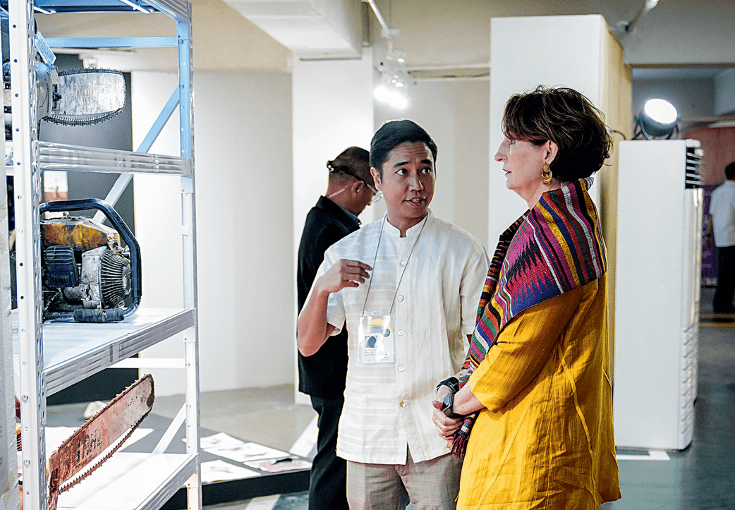 James Clar with US ambassador MaryKay L. Carlson at the Art Fair Philippines 2023