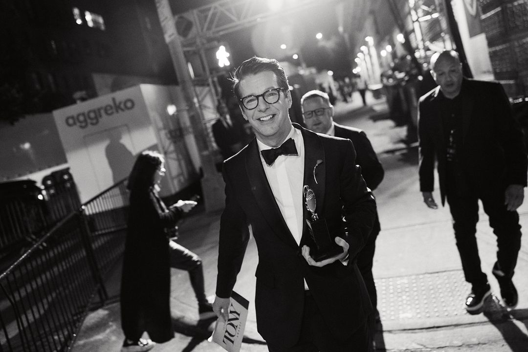 Sean Haynes holding the Tony for his role as Oscar Levant in "Goodnight, Oscar"