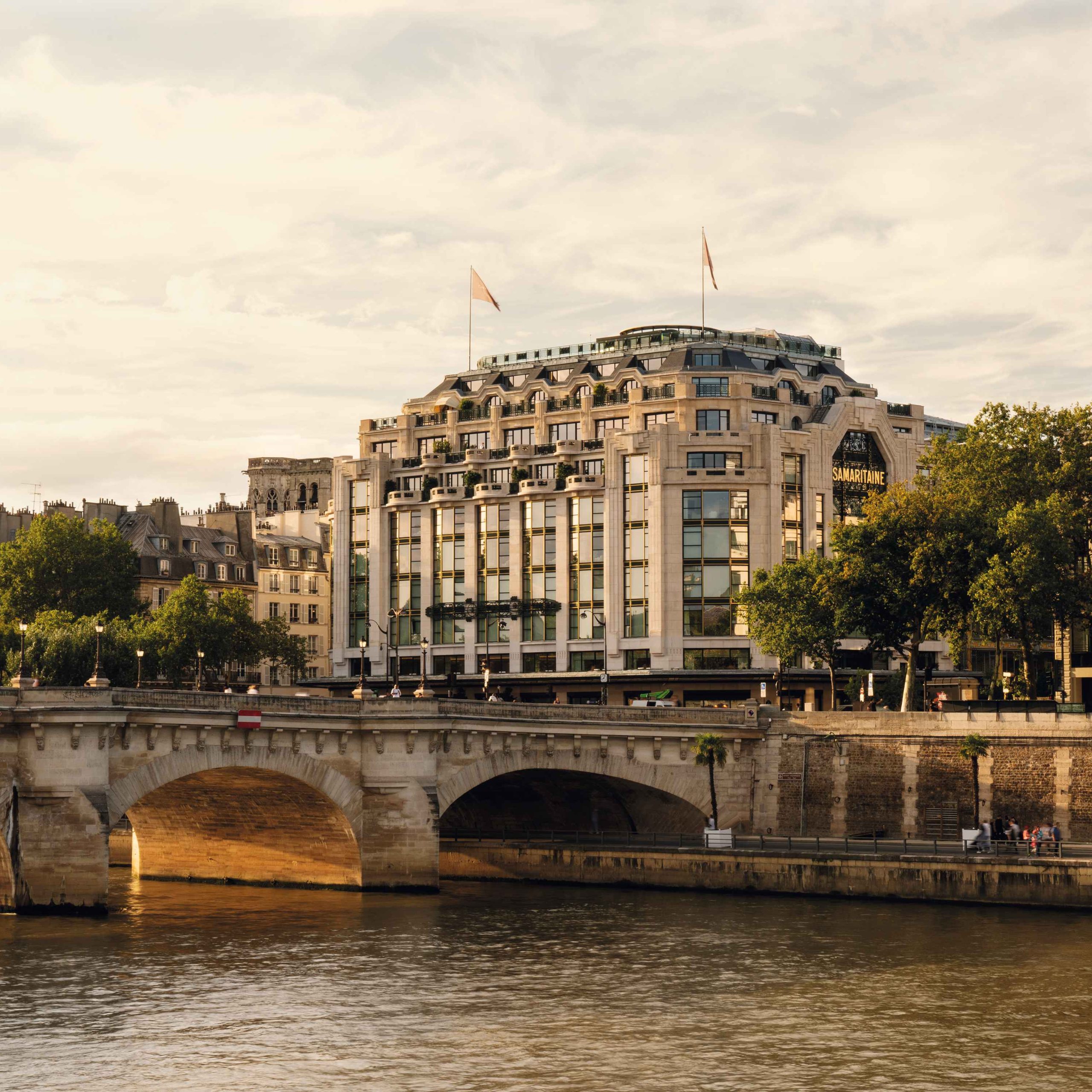 Cheval Blanc Paris facade