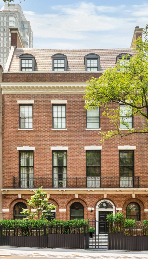 The facade of Rockefeller's New York townhouse