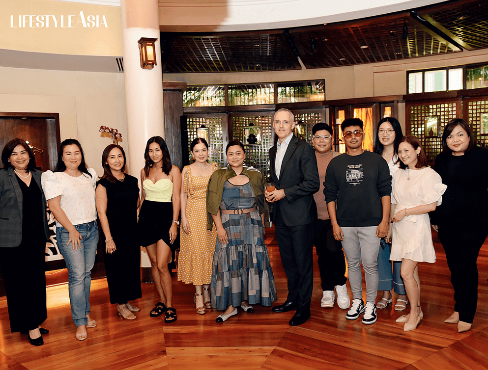 Annie Gatchalian, Jess Tan Gan, Joanna Cabangon, Mikaela Lagdameo, Nicole Ortega, Candy Dizon , Jonathan Reynolds, Teddy Manuel, Michael Ruiz, Jan Maceda, Mawi de Ocampo, and Debbie Gala