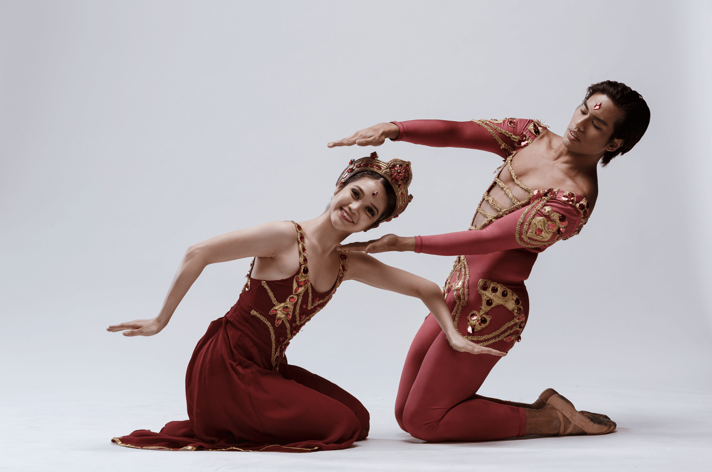 Monica Gana as Sita and Ronelson Yadao as Rama