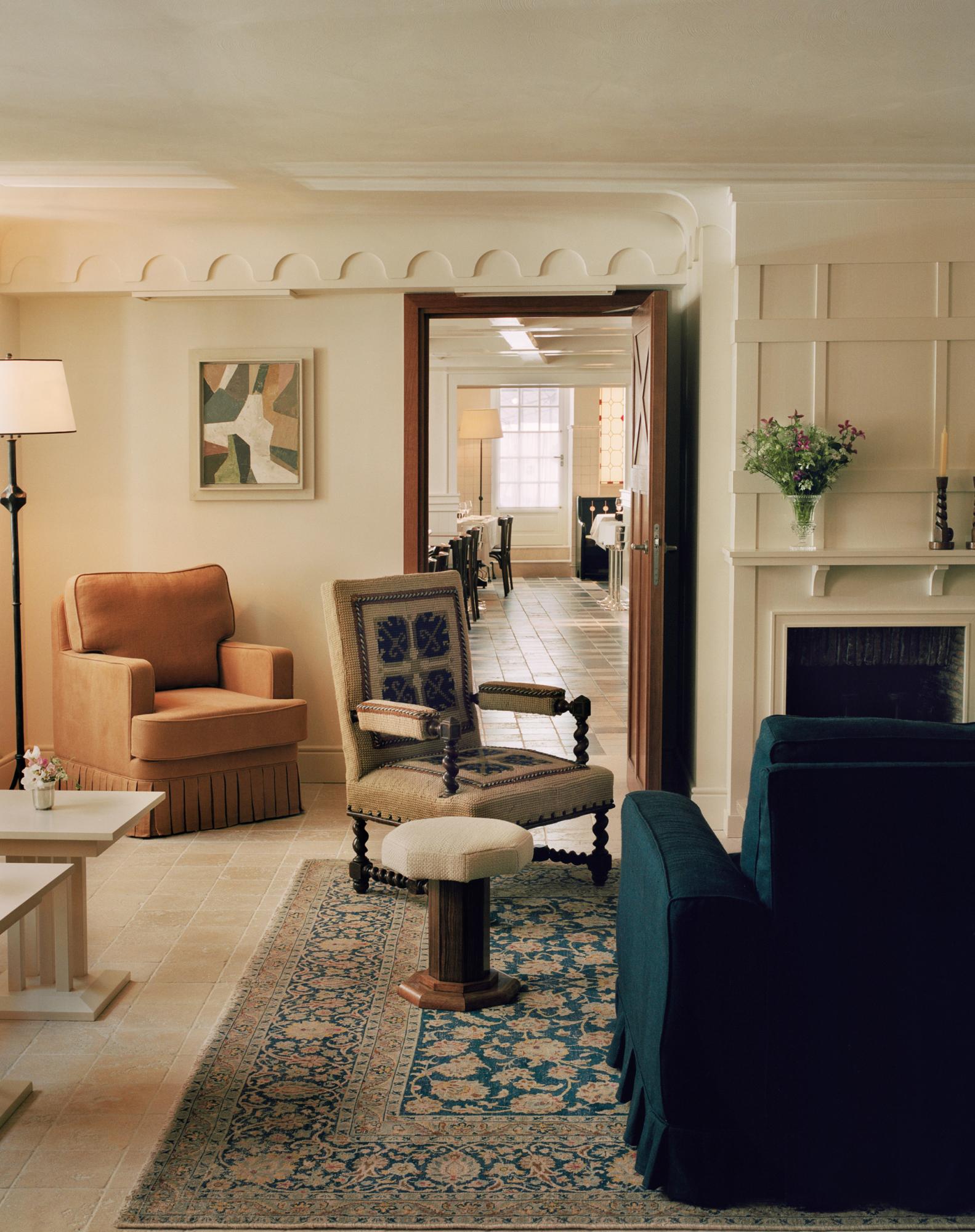 Château Voltaire, Paris