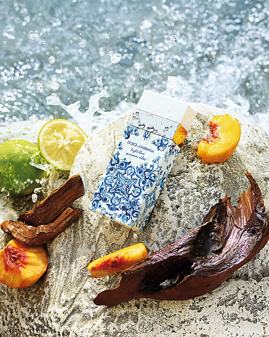 Dolce & Gabbana Light Blue Summer Vibes perfume