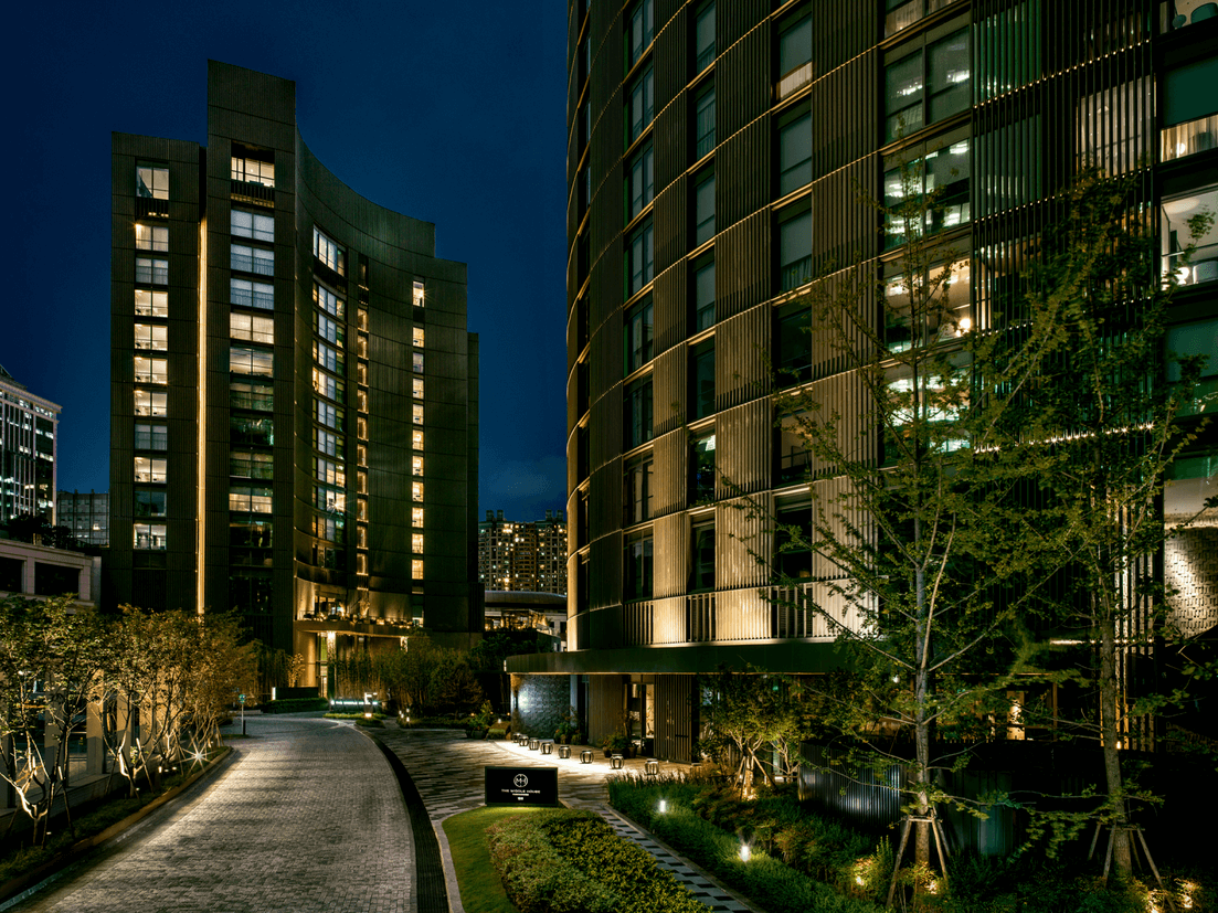 the Middle House Hotel in Shanghai in night