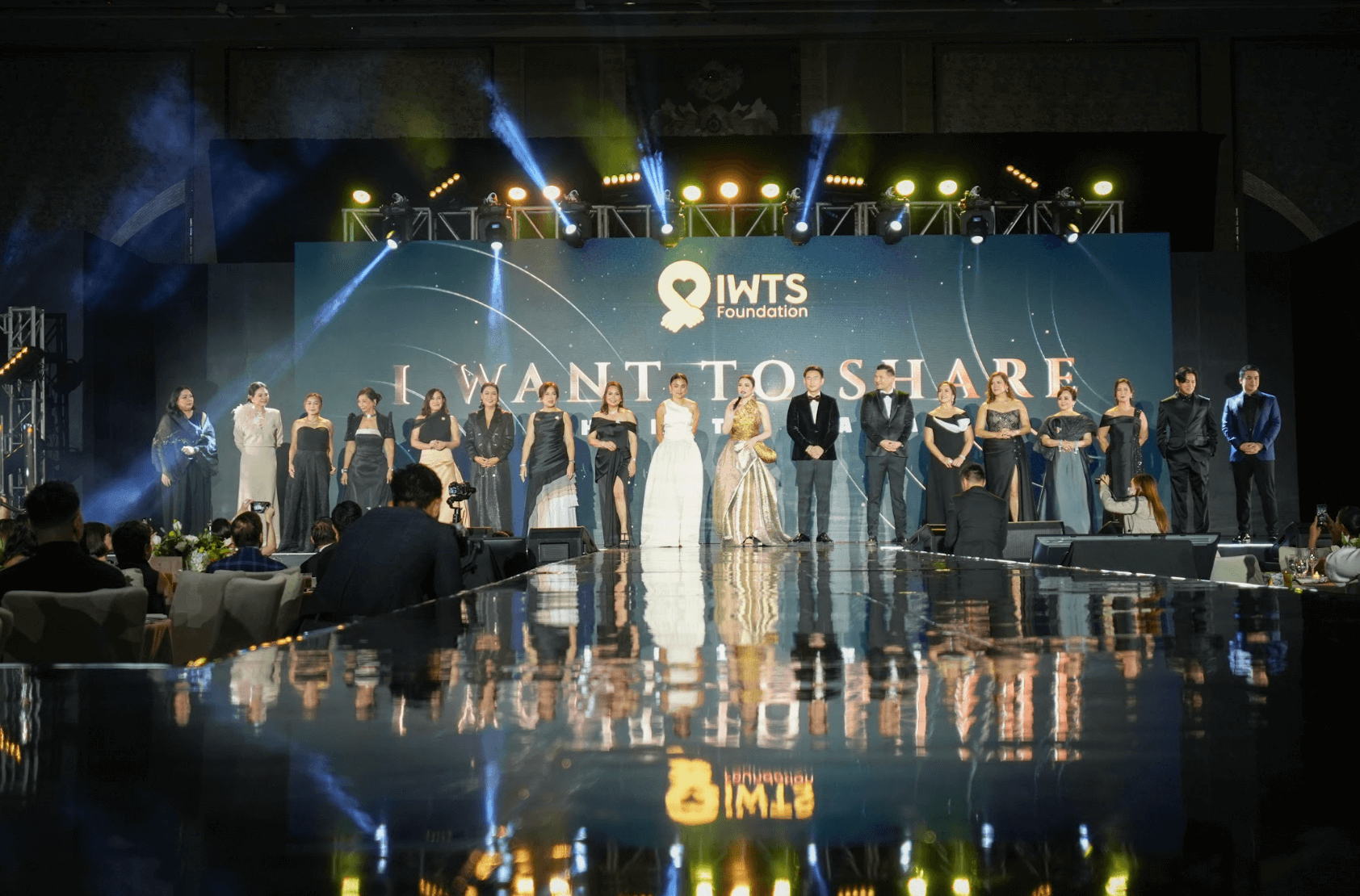 Board Members at the I Want To Share Foundation. They hosted a truly enchanting gala, blending elegance, sophistication, and an abundance of compassion. 