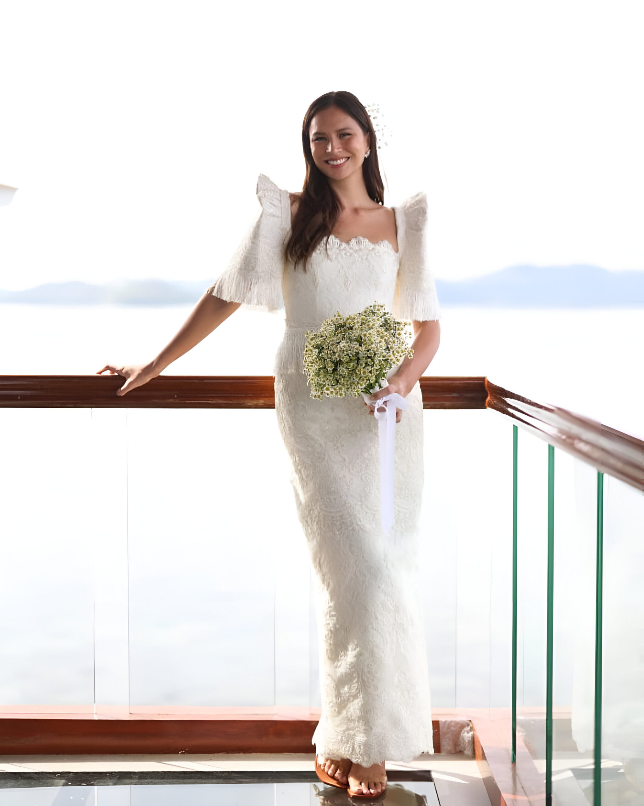 Jess Wilson sporting a Vania Romoff creation