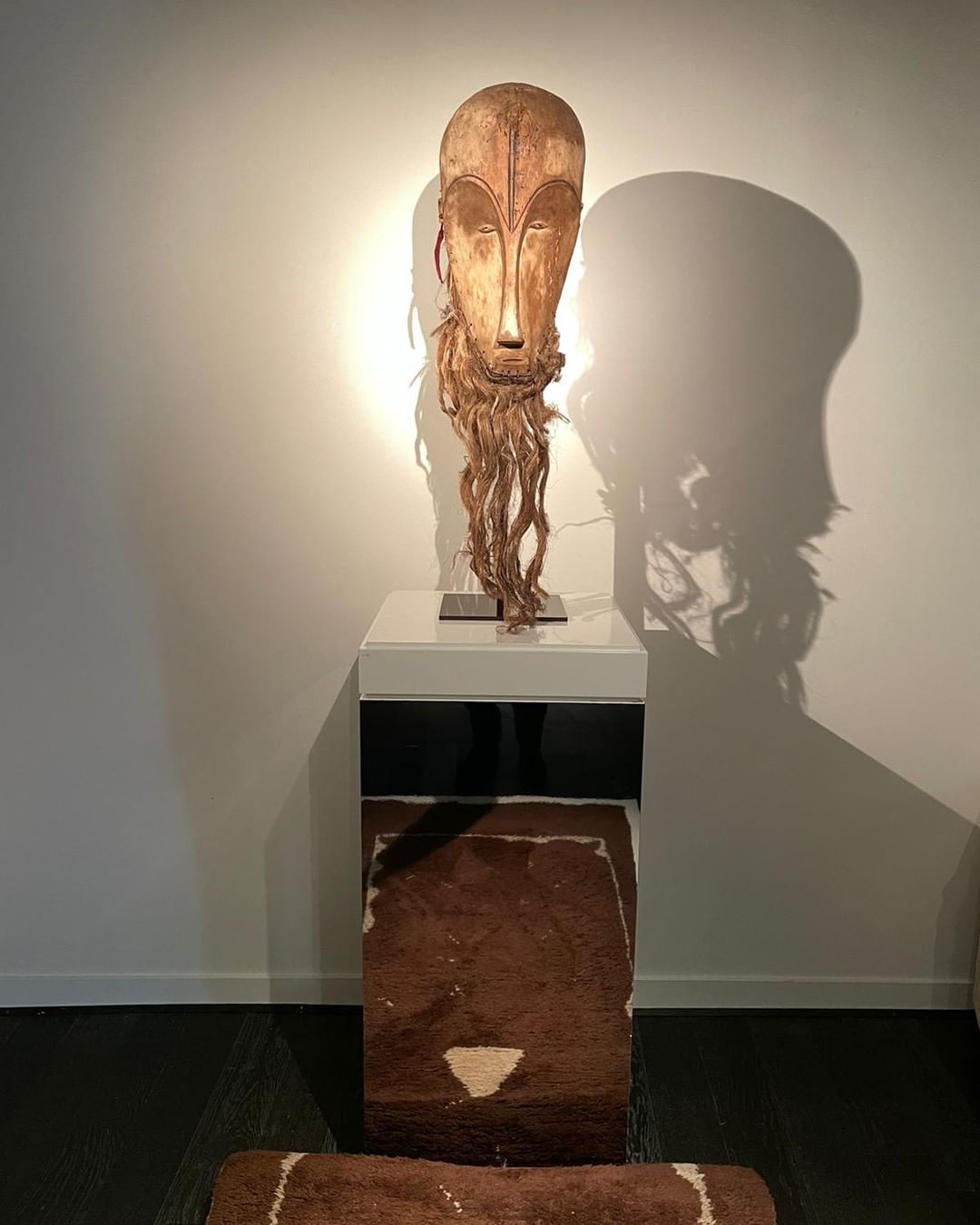The rare mask in an exhibit by Galerie Pierre-Alain Challier, Paris
