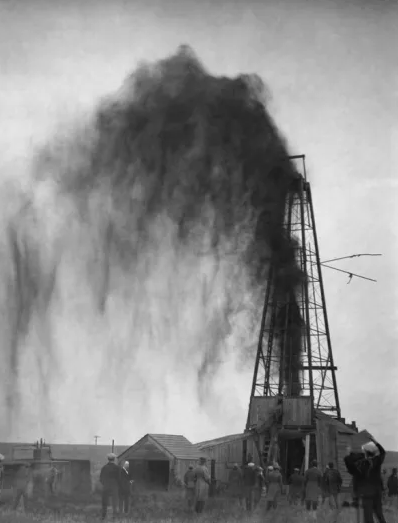 Workers strike oil in Osage territory