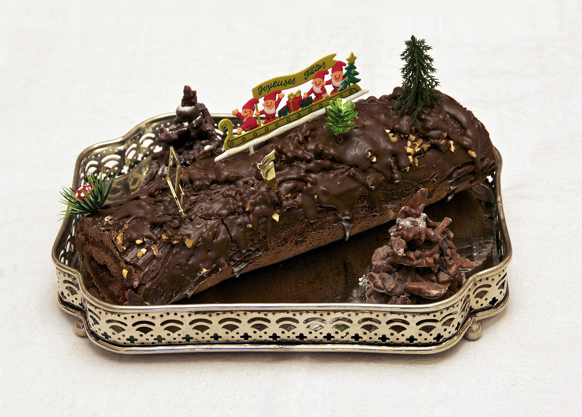 Bûche de Noël or Yule Log