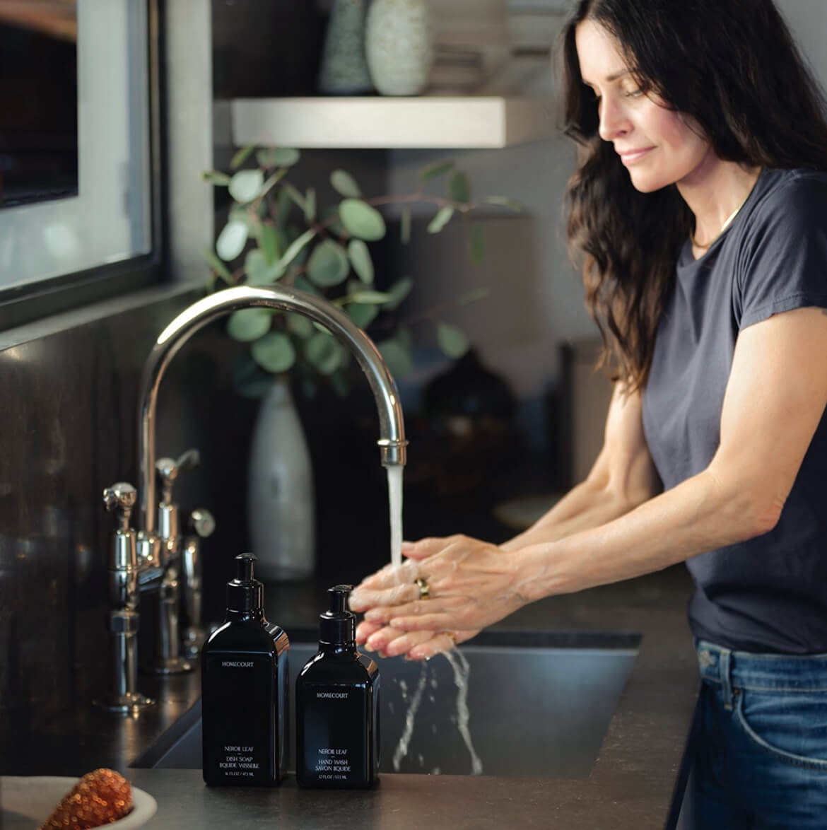 Courteney Cox, who we all remember for her character's obsession with cleanliness, started selling fancy household cleaning products called Homecourt. 