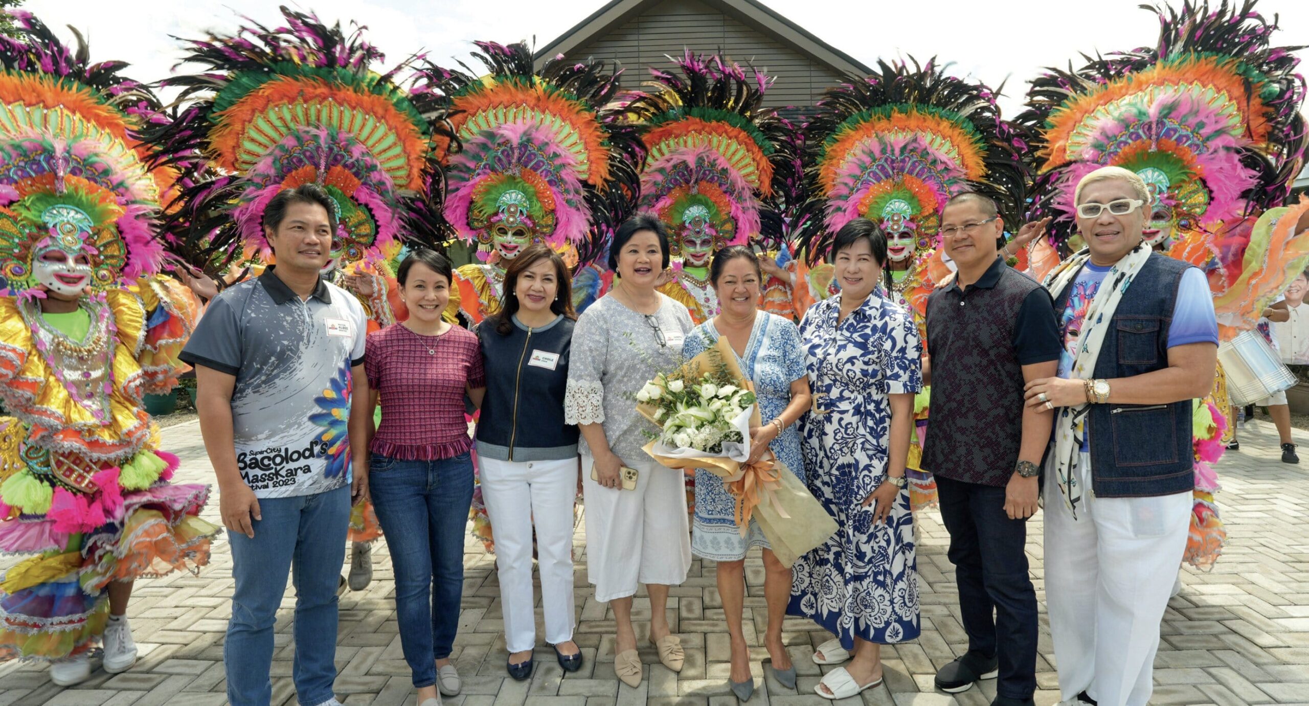 Bacolod Mayor Albee Benitez, Gingin Locsin, Chole Cuenca Chua, Jannette Yulo Gonzaga, First Lady Liza Araneta Marcos, Ginette Yanson-Dumancas, Ceres Transport’s Leo Ray Yanson, MassKara Chairman Jojie Dingcong