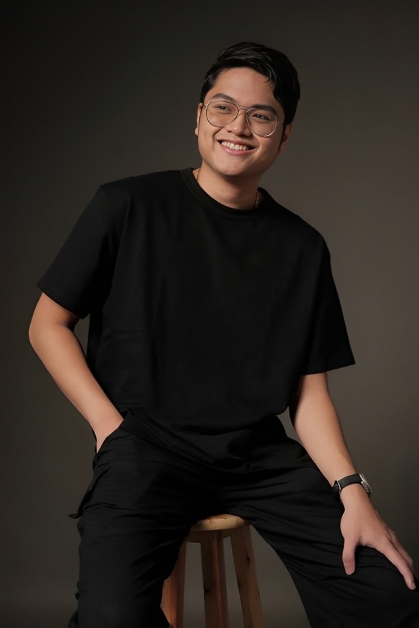 Sculptor Mateo Cacnio collaborated with Moment Catering