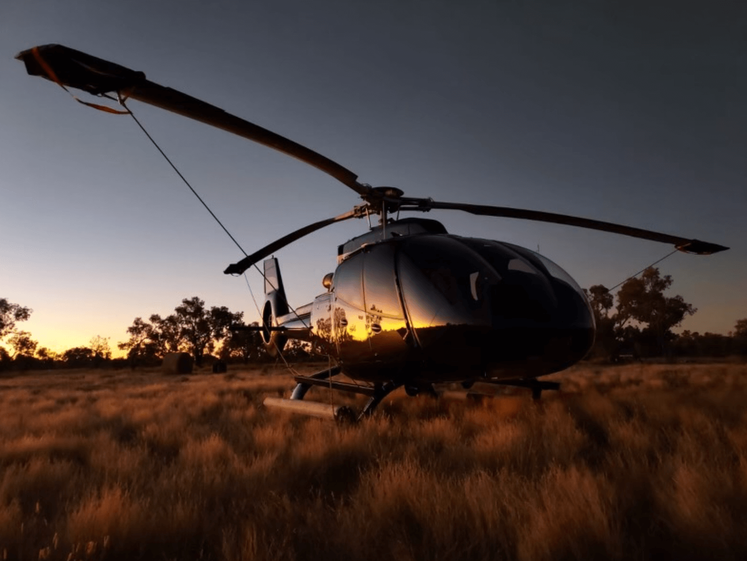 In a daring decision, John-Paul Thorbjornsen (JP), an exclusive owner of the ACH130, opted to fly it from Airbus' Oxford, UK facility to his home. Clocking around 400 flight hours in under nine months. 