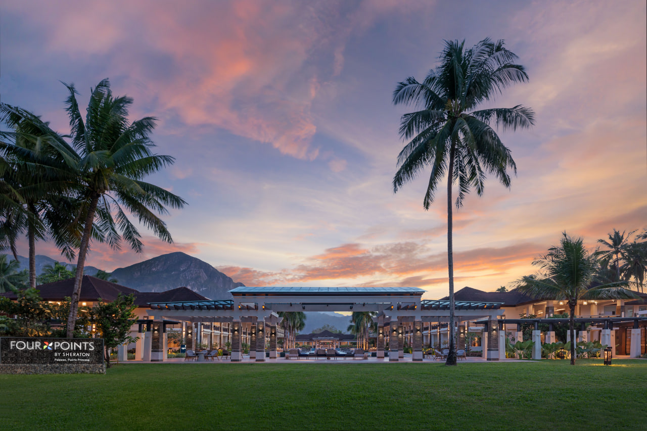 Four Points By Sheraton Puerto Princesa Palawan is a romantic escape from the city.