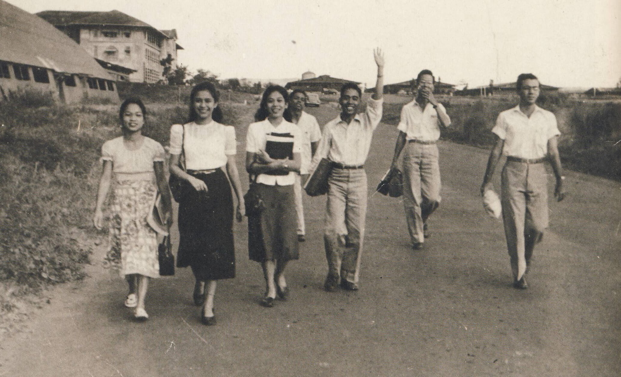 L-R: Mary Espina, Araceli Limcaco Dans, Nenita Villanueva, Pitoy Moreno, Ben Osorio, Juvenal Sansó 