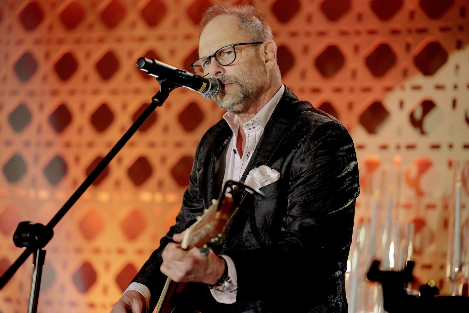 Robin Wilson of Gin Blossoms sang at Lakhi and Lea's wedding