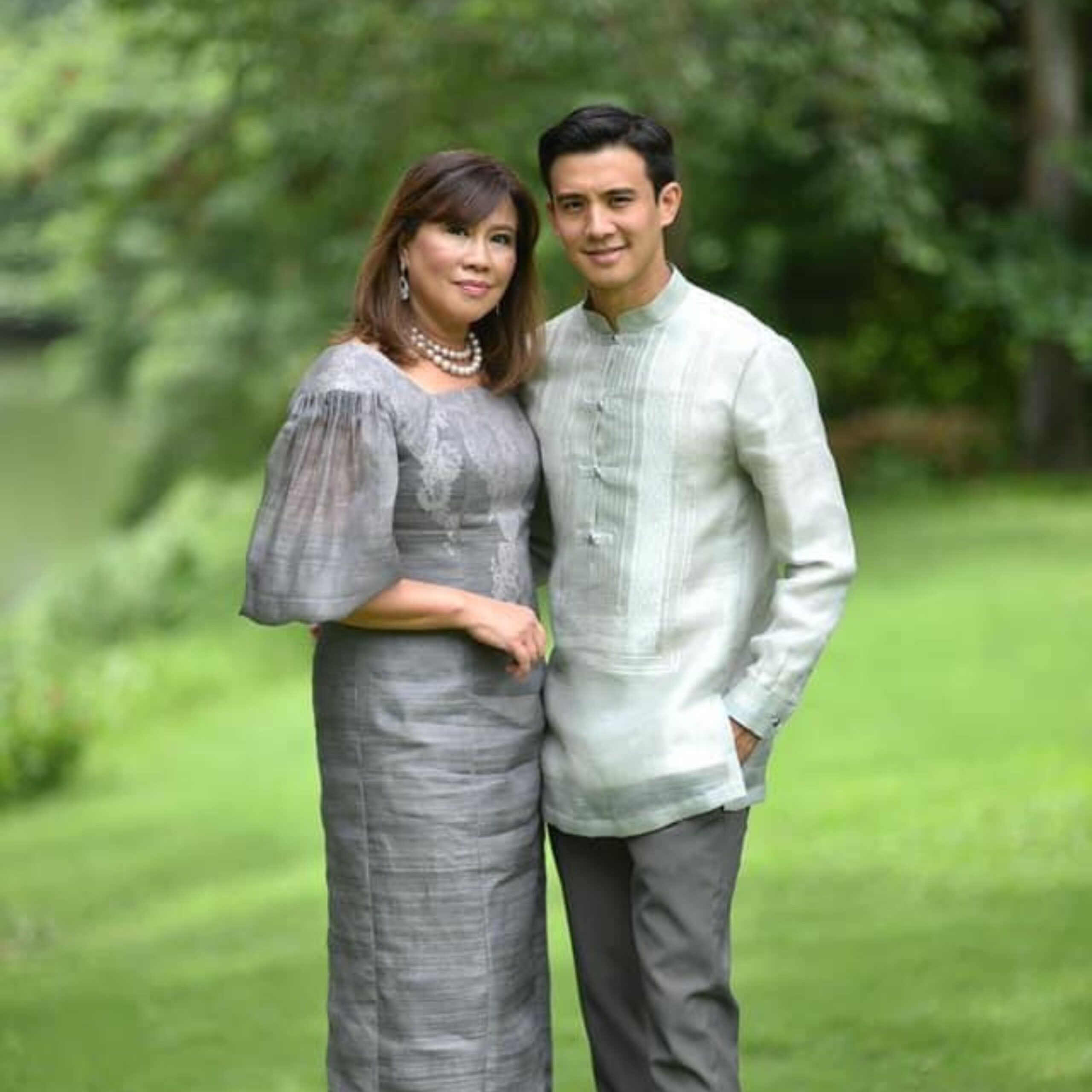 LA Asks What Will Society Gentlemen Gift Their Moms?