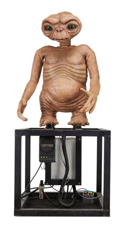 The custom 1981 Kuwahara BMX bike and animatronic E.T.