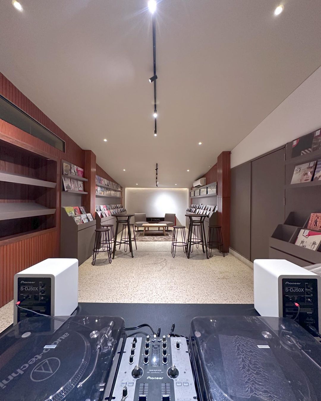 inside unity coffee and vinyl