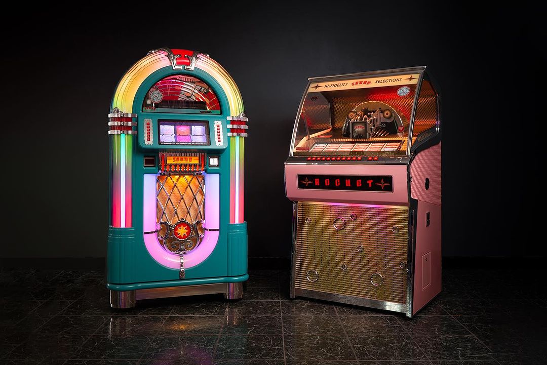 Jukeboxes blend the best of both worlds, as it applies modern technology in its present interface while retaining their vintage charm