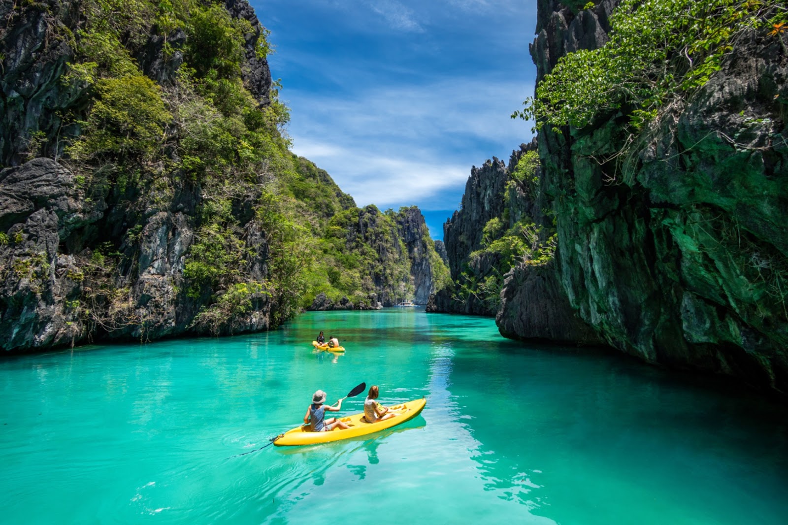 Island hopping is a must for tourists who want to explore Palawan's beautiful scenery