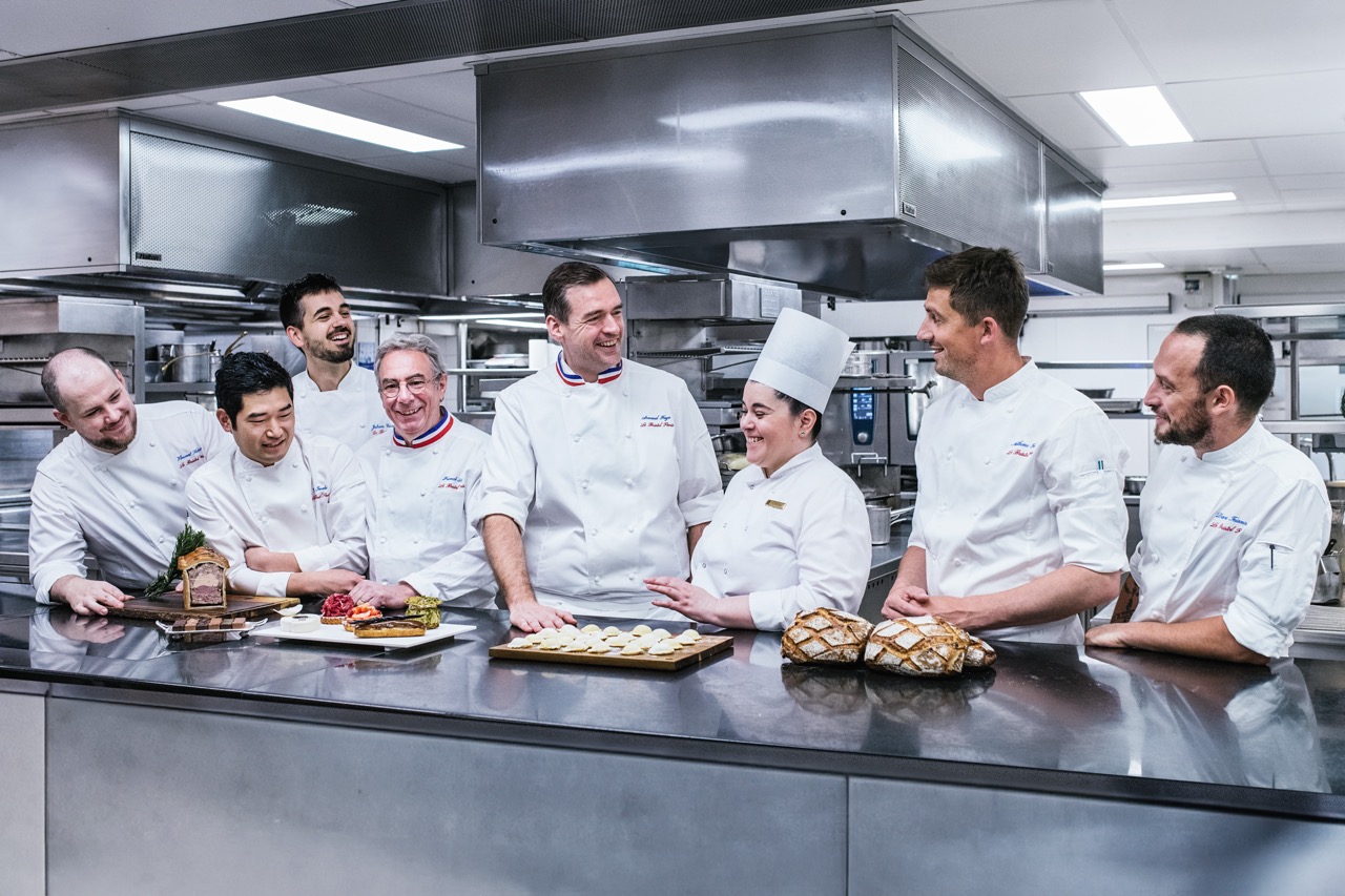 The team of Epicure at Le Bristol Paris with Chef Arnaud Faye/Photo by Franck Juery 