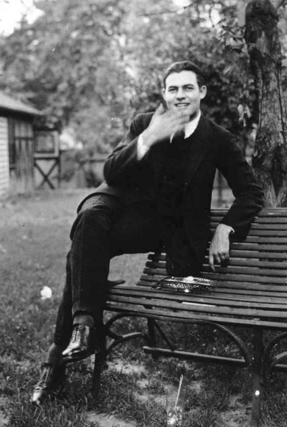 Trailblazing literary icon Ernest Hemingway inspired the owners of Hemingway Clothiers to create classic pieces with innovative laser-cutting technology