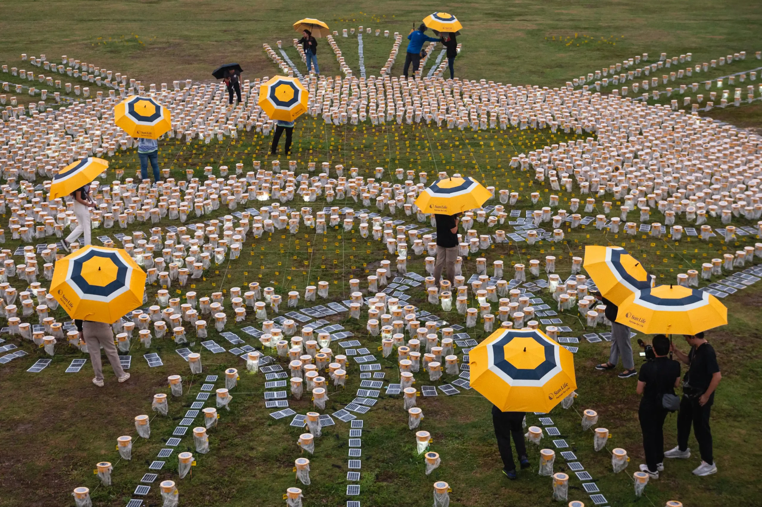 Set-up of the solar light installation of Liter of Light/Photo by Derrick Lim