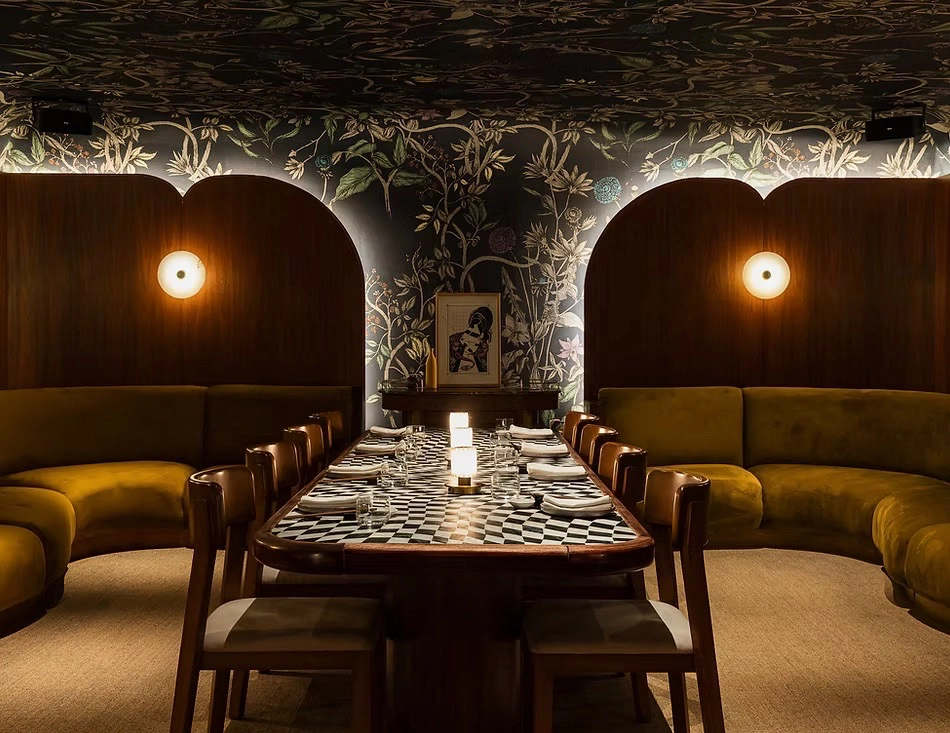 Meiji Room at Uma Nota