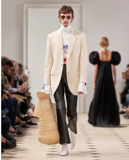 What Fashion Reveals About a Recession