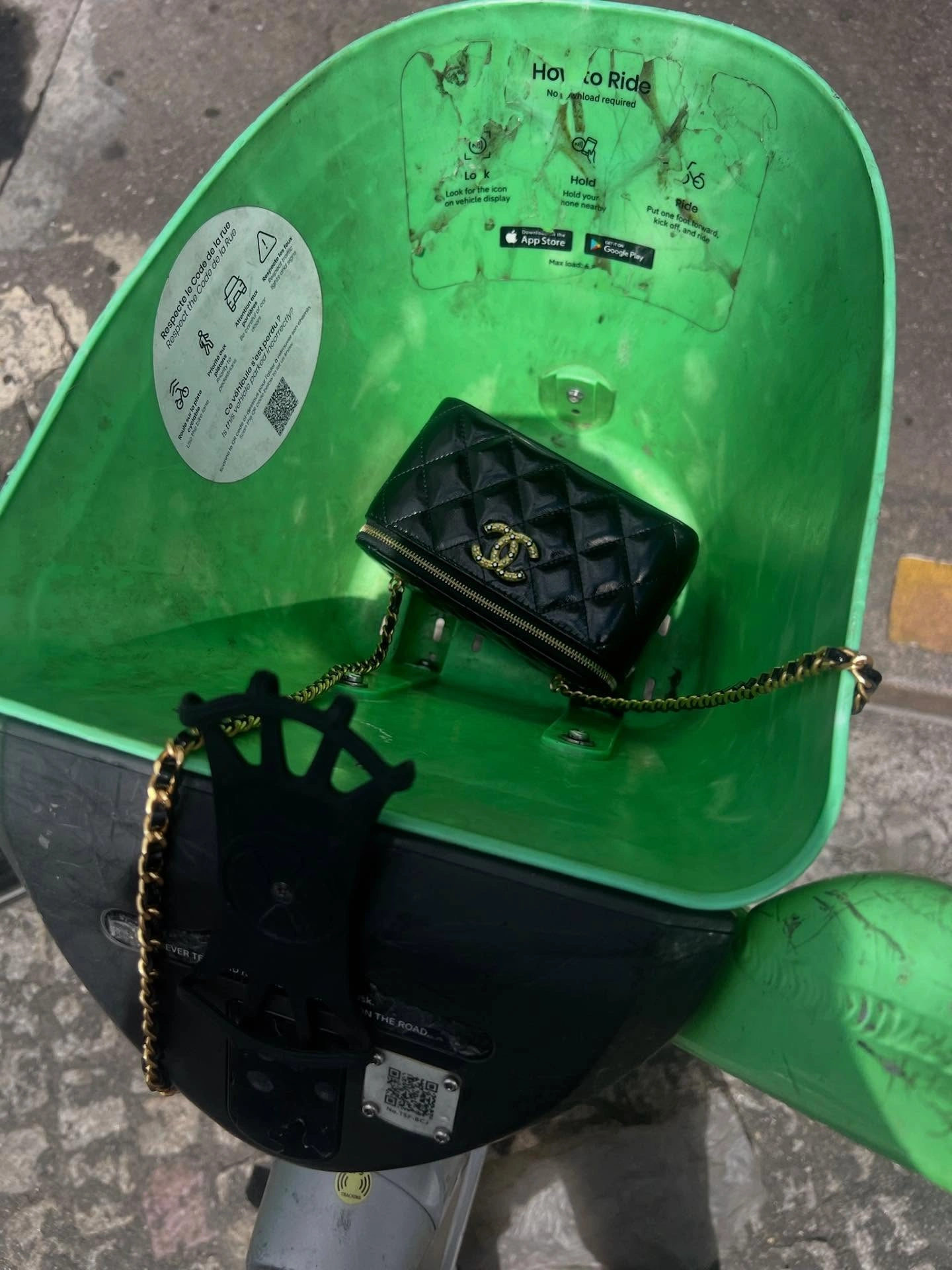 Messy, Not Perfect: The New Era of the Messy Girl