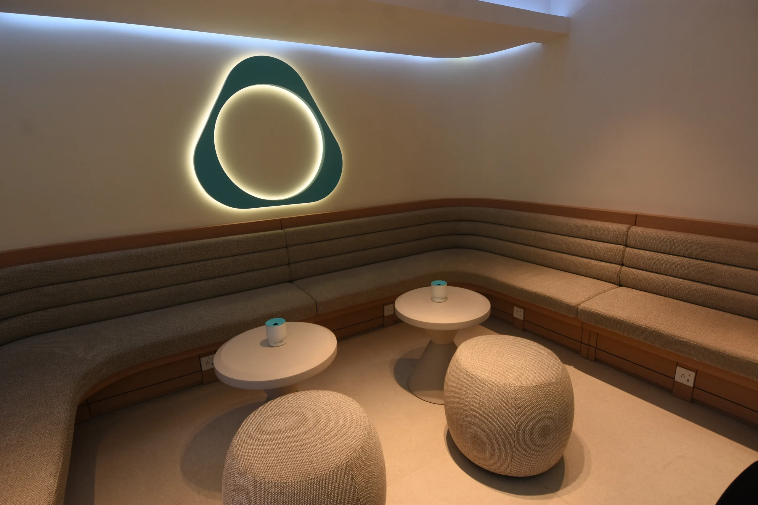 The new lounge located inside the IQOS flagship store