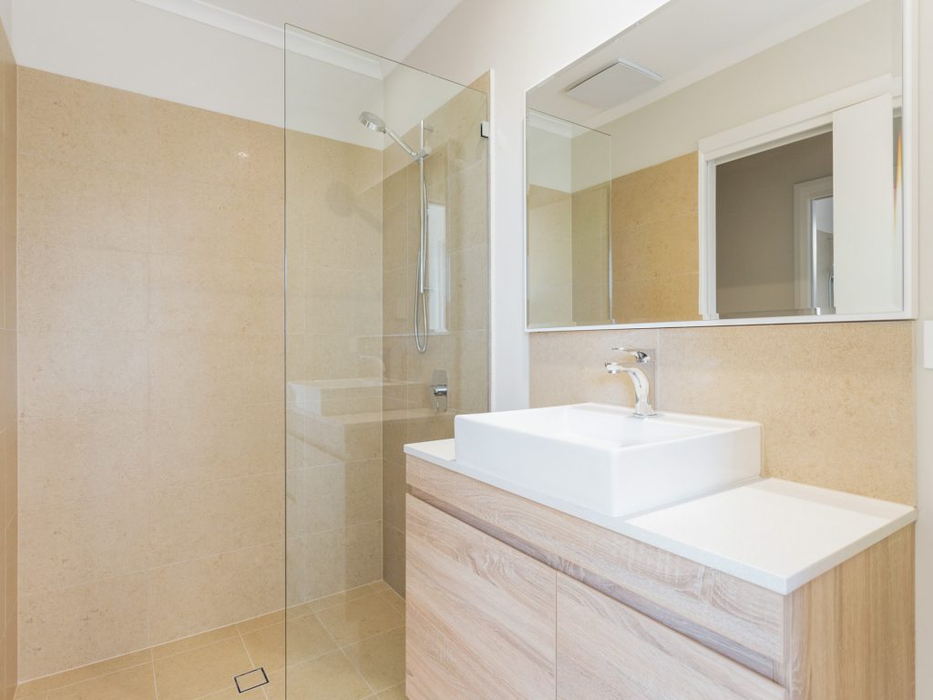 WEB 21 66 Tain St Ardross 08