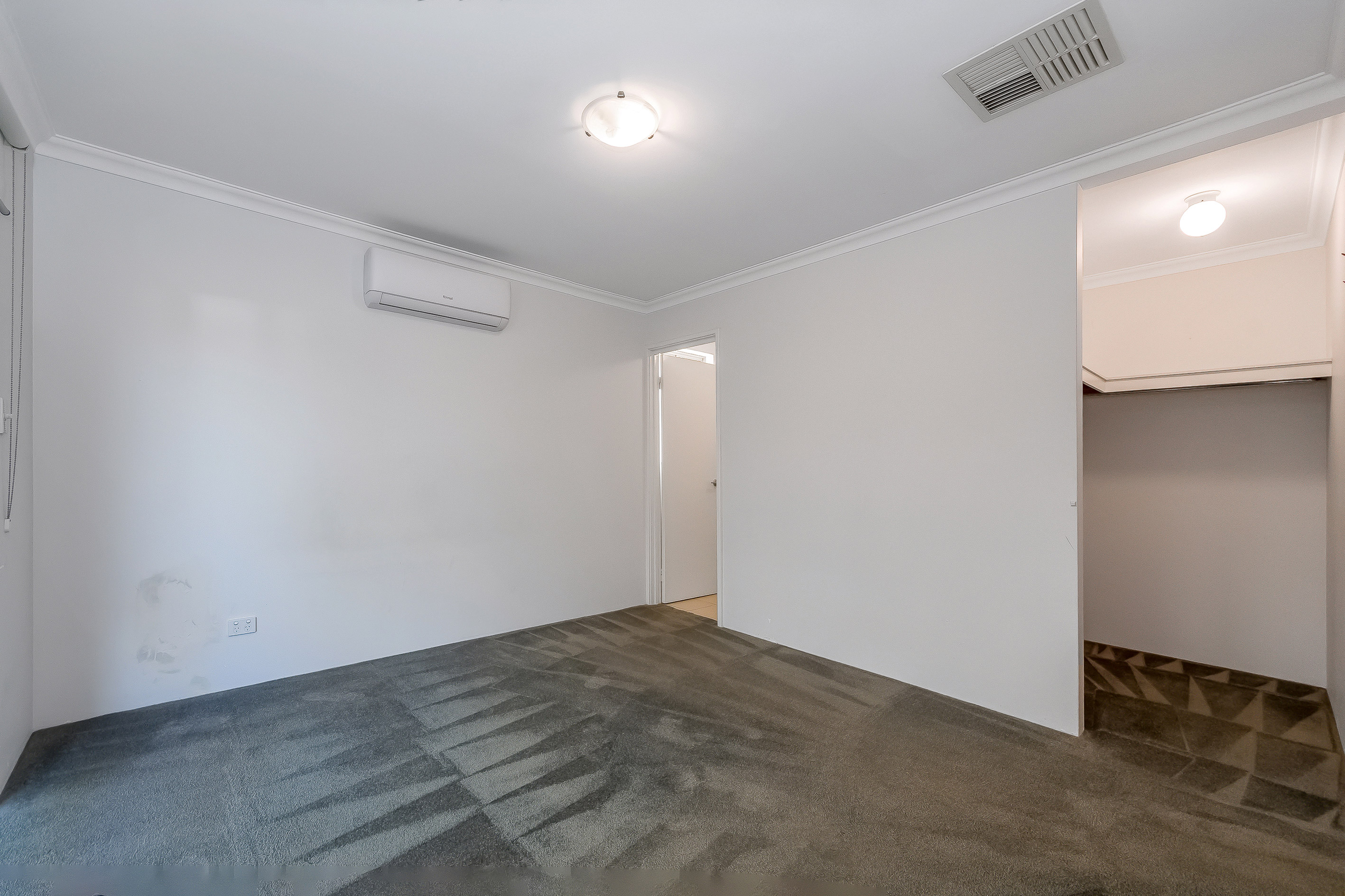 11 Engle Close, Maddington, WA 6109 AUS