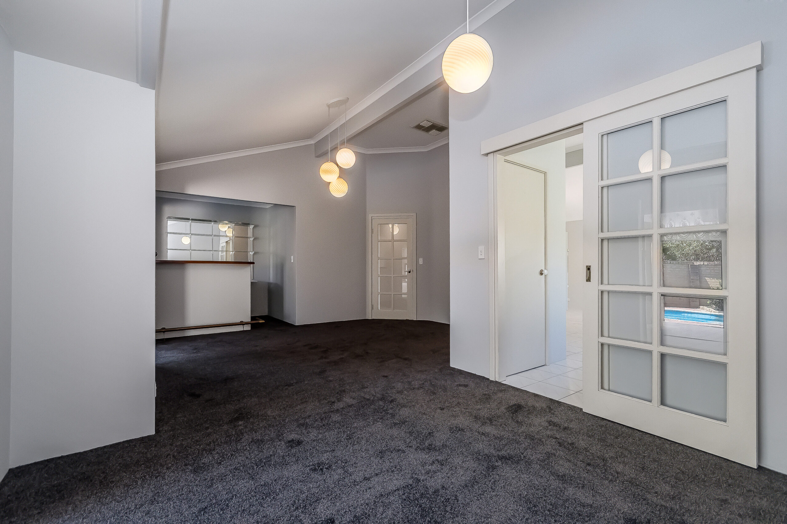 6 Osterley Retreat, Canning Vale, WA 6155 AUS