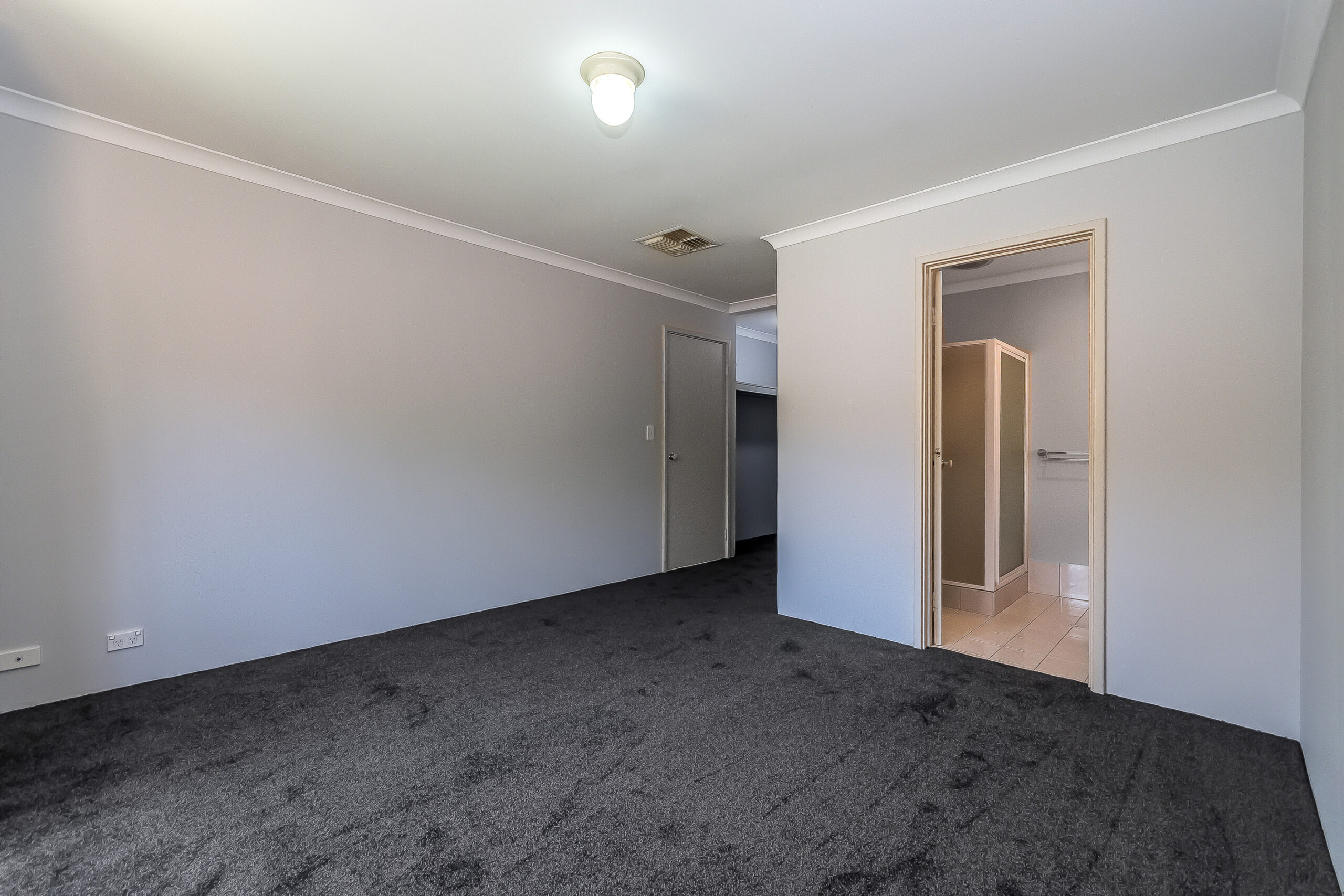 6 Osterley Retreat, Canning Vale, WA 6155 AUS